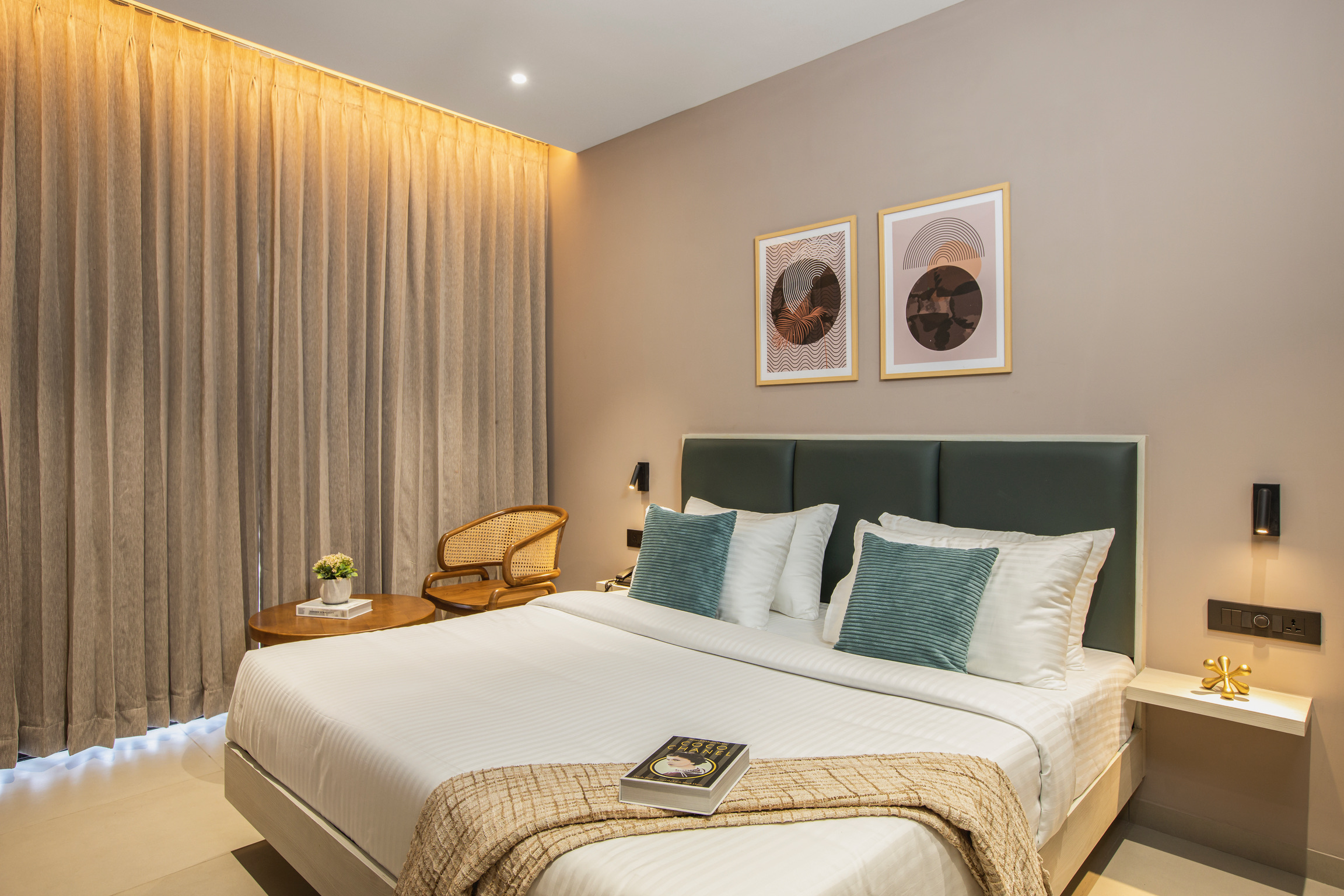Bedroom in 2-Bedroom Serviced Apartment in Coimbatore – Altin Stays